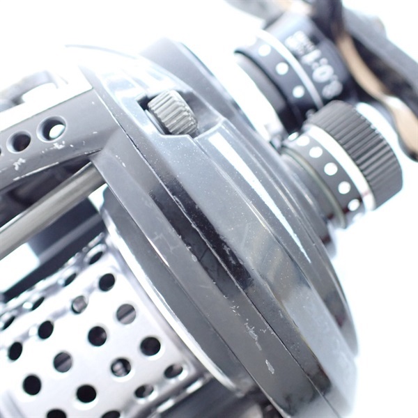 レボＬＴＺ ＡＥレーシング右